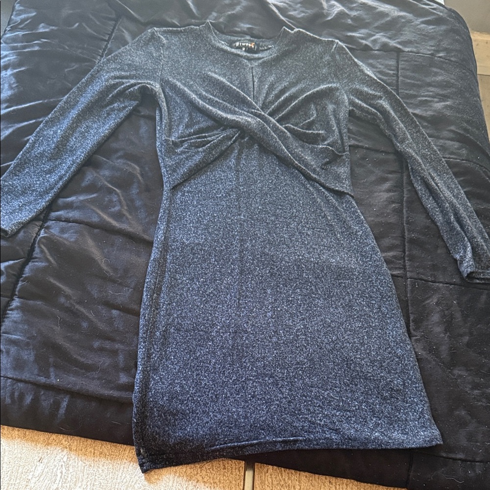 btween Shimmering Gray Long-Sleeve Dress